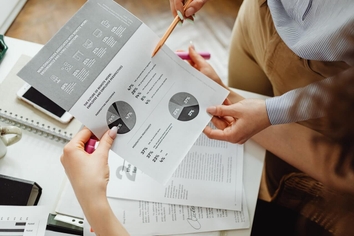 2025 Hiring Statistics: Job Search, Recruiting, AI Jobs, & Interviews